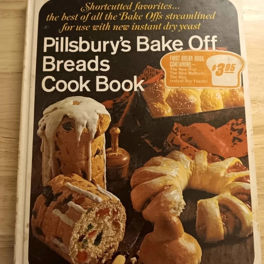 Vintage Pillsbury’s Bake-Off Breads Cookbook, published in 1968 by the Pillsbury